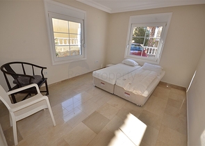 اطلالة بحر -فيلا مستقلة مع مسبح خاص -3 غرف وصالة -في كارجيجاك / الانيا 