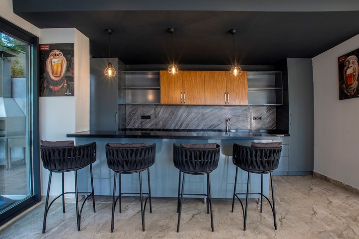 شقة مناسبة للاستثمار في مركز الانيا - غرفة وصالة مفروشة -كليوباترا / الانيا 