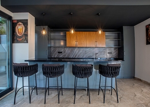 شقة مناسبة للاستثمار في مركز الانيا - غرفة وصالة مفروشة -كليوباترا / الانيا 