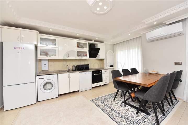 دوبلكس عائلية واسعة -4 غرف وصالة -في محمودلار / الانيا