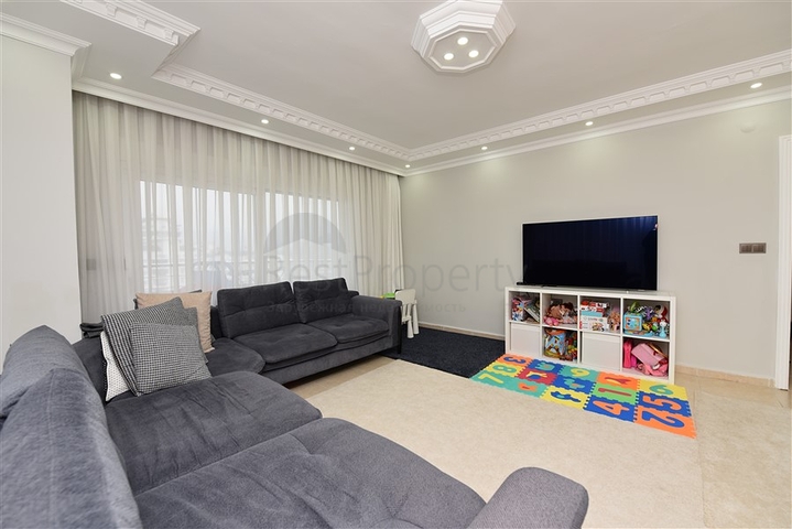 دوبلكس عائلية واسعة -4 غرف وصالة -في محمودلار / الانيا