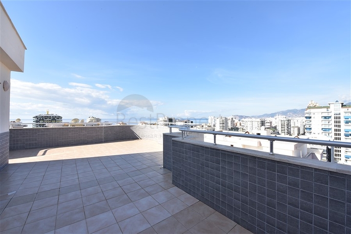 دوبلكس عائلية واسعة -4 غرف وصالة -في محمودلار / الانيا