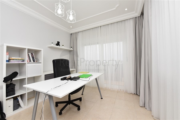 دوبلكس عائلية واسعة -4 غرف وصالة -في محمودلار / الانيا