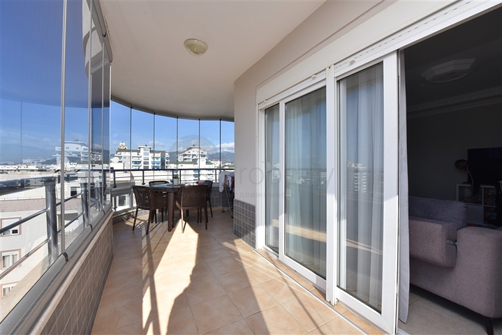 دوبلكس عائلية واسعة -4 غرف وصالة -في محمودلار / الانيا