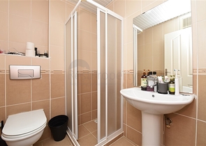 دوبلكس عائلية واسعة -4 غرف وصالة -في محمودلار / الانيا