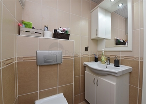 دوبلكس عائلية واسعة -4 غرف وصالة -في محمودلار / الانيا