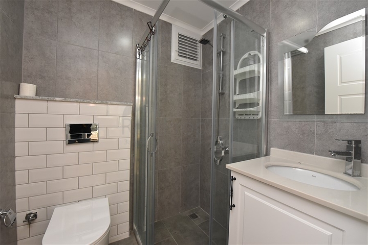 شقة مناسبة للاستثمار في مركز الانيا - غرفة وصالة مفروشة -كليوباترا / الانيا 