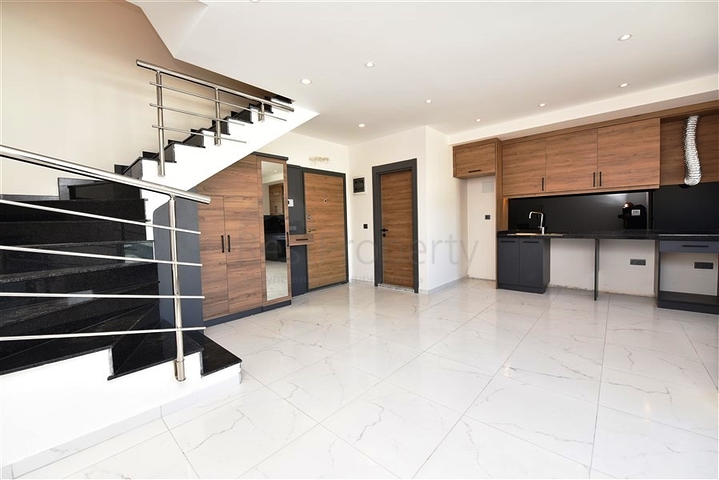 سعر مناسب - دوبلكس جديدة في منطقة اوبا / الانيا 