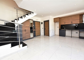 سعر مناسب - دوبلكس جديدة في منطقة اوبا / الانيا 