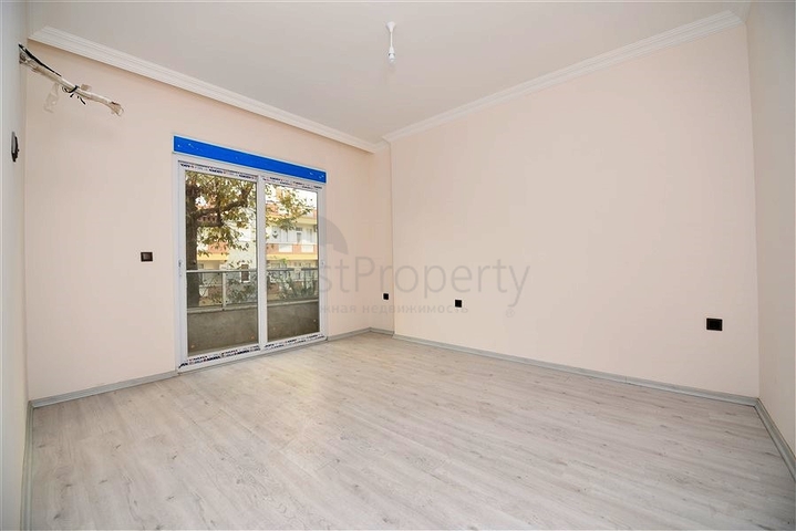 مطبخ منفصل - شقة 2 غرفة وصالة -جديدة- في مركز الانيا 