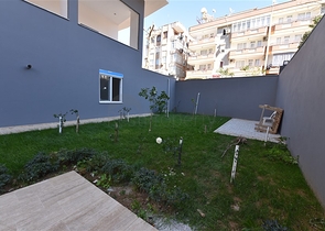 مطبخ منفصل - شقة 2 غرفة وصالة -جديدة- في مركز الانيا 