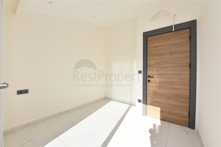 بنتهاوس جديدة في اوبا - غرفتين وصالة -ضمن مجمع سكني - اوبا / الانيا 