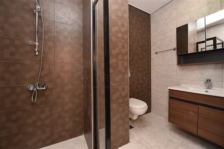 بنتهاوس جديدة في اوبا - غرفتين وصالة -ضمن مجمع سكني - اوبا / الانيا 