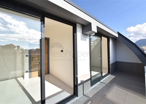 بنتهاوس جديدة في اوبا - غرفتين وصالة -ضمن مجمع سكني - اوبا / الانيا 