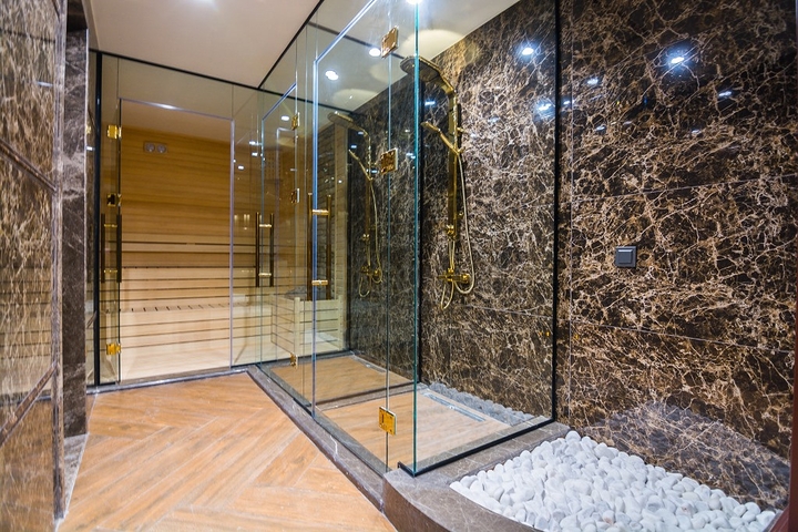 اطلالة بحر - مجمع 5 نجوم -شقة 2 غرفة وصالة في مركز الانيا 