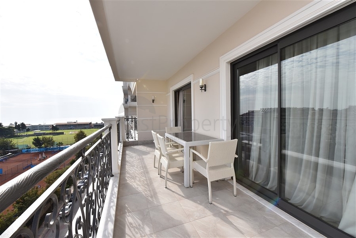 اطلالة بحر - مجمع 5 نجوم -شقة 2 غرفة وصالة في مركز الانيا 