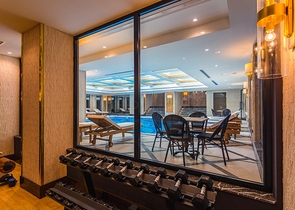 اطلالة بحر - مجمع 5 نجوم -شقة 2 غرفة وصالة في مركز الانيا 