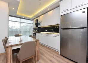 مجمع فاخر في مركز الانيا - شقة 2 غرفة وصالة مفروشة -الانيا سنتر 