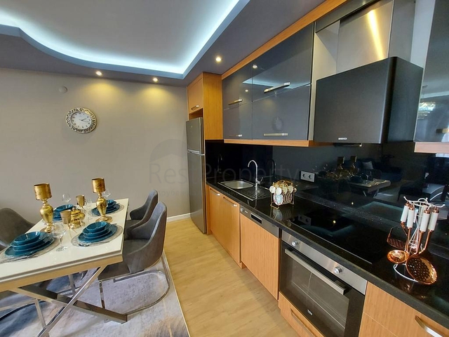 اطلالة بحر -شقة 2 غرفة وصالة -مفروشة -ضمن مجمع سكني في محمودلار / الانيا 