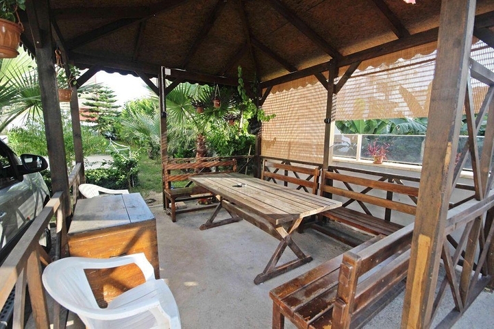 اطلالة بحر -شقة 2 غرفة وصالة -مفروشة -ضمن مجمع سكني في محمودلار / الانيا 