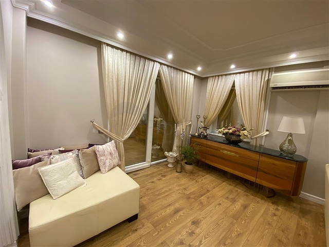 اطلالة بحر - دوبلكس واسعة 3 غرف وصالة -في كاستل / الانيا 