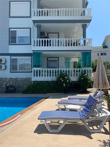 اطلالة بحر - دوبلكس واسعة 3 غرف وصالة -في كاستل / الانيا 