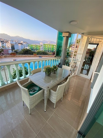 اطلالة بحر - دوبلكس واسعة 3 غرف وصالة -في كاستل / الانيا 