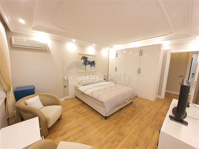 اطلالة بحر - دوبلكس واسعة 3 غرف وصالة -في كاستل / الانيا 