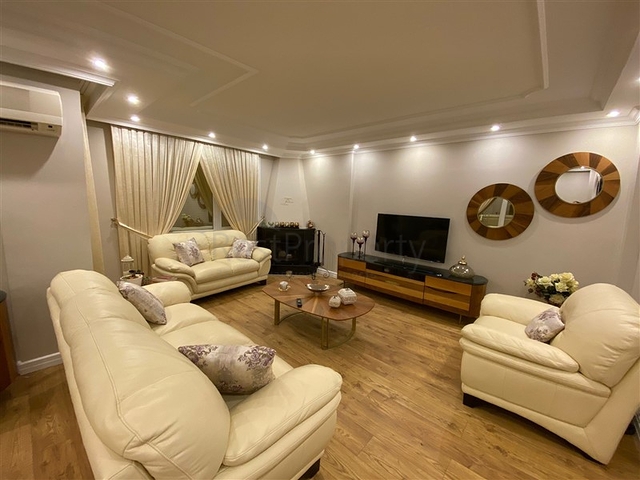 اطلالة بحر - دوبلكس واسعة 3 غرف وصالة -في كاستل / الانيا 