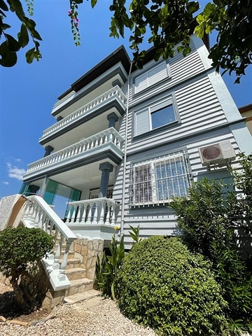 اطلالة بحر - دوبلكس واسعة 3 غرف وصالة -في كاستل / الانيا 