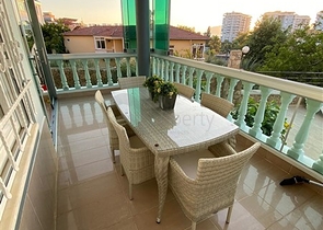 اطلالة بحر - دوبلكس واسعة 3 غرف وصالة -في كاستل / الانيا 