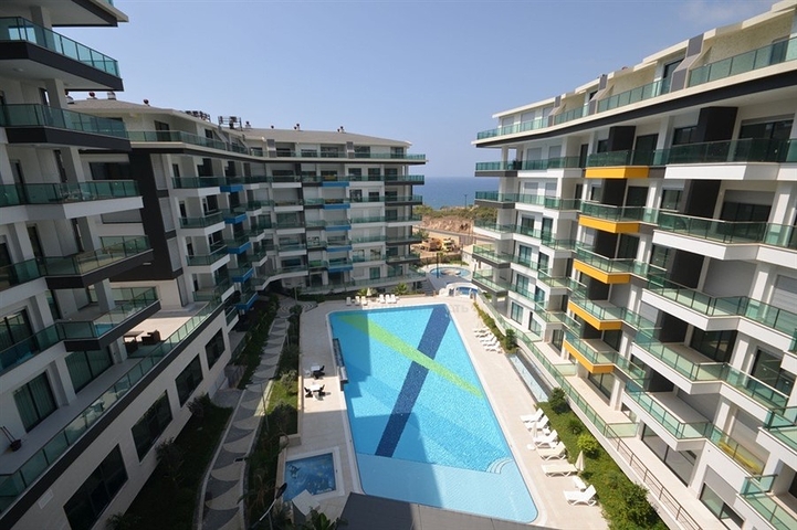 مجمع فاخر - شقة 2 غرفة وصالة -في كارجيجاك / الانيا 