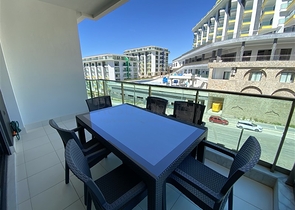 مجمع فاخر - شقة 2 غرفة وصالة -في كارجيجاك / الانيا 