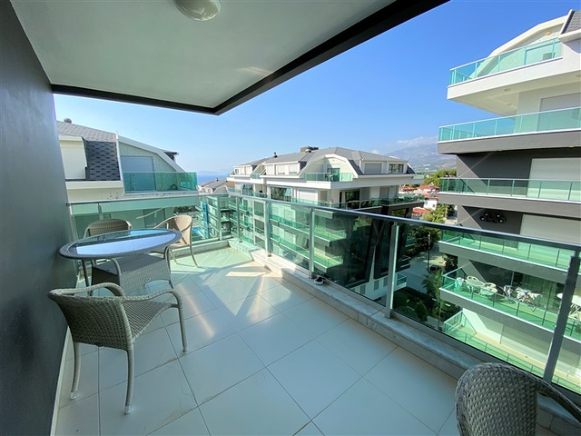 شقة اطلالة بخر -ضمن مجمع فاخر -في كارجيجاك / الانيا 