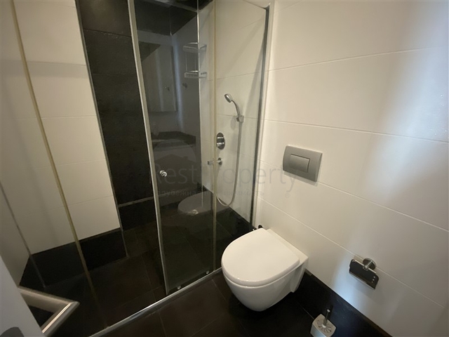 شقة اطلالة بخر -ضمن مجمع فاخر -في كارجيجاك / الانيا 