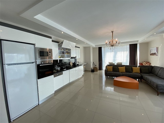 شقة اطلالة بخر -ضمن مجمع فاخر -في كارجيجاك / الانيا 