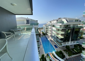 شقة اطلالة بخر -ضمن مجمع فاخر -في كارجيجاك / الانيا 