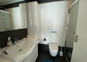 شقة اطلالة بخر -ضمن مجمع فاخر -في كارجيجاك / الانيا 