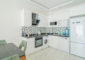 عقارات في محمودلار - شقة غرفة وصالة مؤثثة -ضمن مجمع حديث - محمودلار / الانيا 