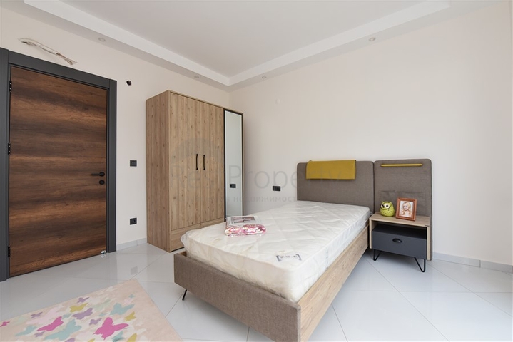 دوبلكس ضمن مجمع فاخر -قريب من البحر والخدمات في محمودلار / الانيا 