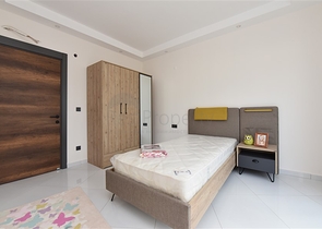 دوبلكس ضمن مجمع فاخر -قريب من البحر والخدمات في محمودلار / الانيا 