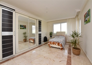 شقة بسعر مناسب - غرفتين وصالة مفروشة -في محمودلار / الانيا 