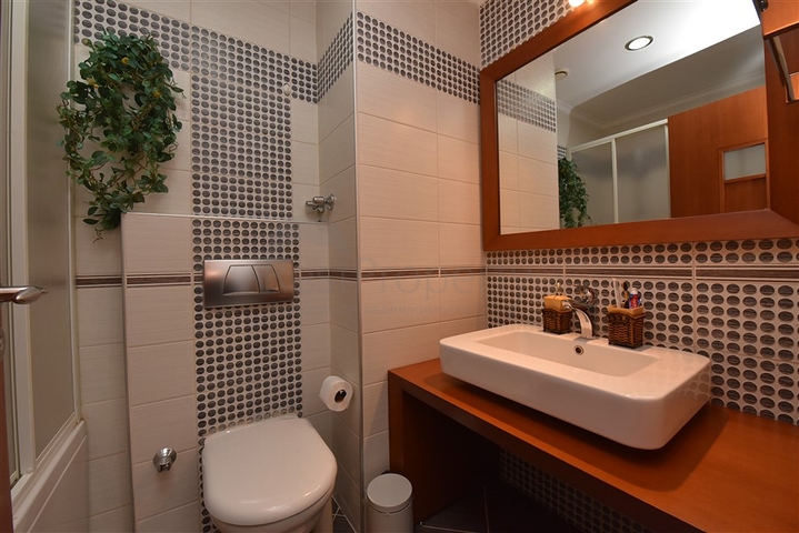 عقارات فاخرة في مركز الانيا -شقة 2 غرفة وصالة ضمن مجمع 5 نجوم -مركز الانيا 