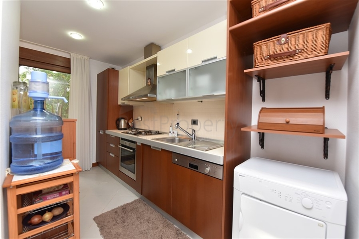 عقارات فاخرة في مركز الانيا -شقة 2 غرفة وصالة ضمن مجمع 5 نجوم -مركز الانيا 