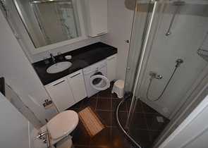 قريبة من شاطئ كليوباترا - شقة مفروشة -غرفة وصالة -في مركز الانيا 