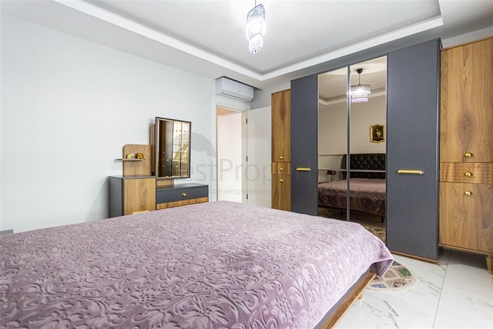 شقق للبيع في الانيا - غرفة وصالة واسعة -ضمن مجمع حديث في محمودلار/ الانيا 