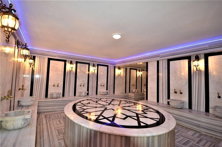 شقق للبيع في الانيا - غرفة وصالة واسعة -ضمن مجمع حديث في محمودلار/ الانيا 