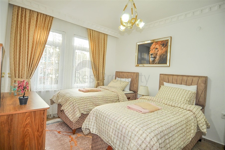 شقة للبيع في كاستل بسعر مناسب -غرفتين وصالة -اثاث انيق -كاستل / الانيا 