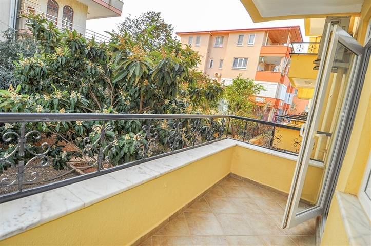 شقة للبيع في كاستل بسعر مناسب -غرفتين وصالة -اثاث انيق -كاستل / الانيا 