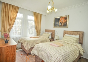 شقة للبيع في كاستل بسعر مناسب -غرفتين وصالة -اثاث انيق -كاستل / الانيا 